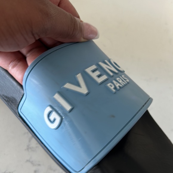 Givenchy slides - Picture 4 of 7
